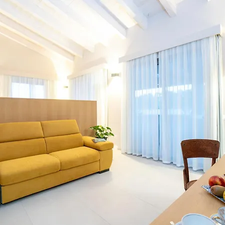 Hotel Ros'e Mari
