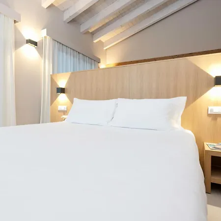 Ros'e Mari 4* Oristano