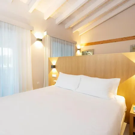 Ros'e Mari 4* Oristano