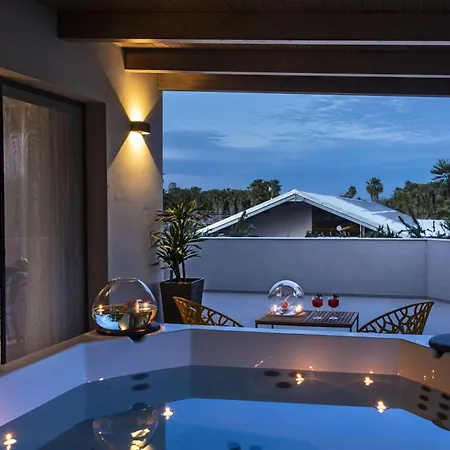 Ros'e Mari Hotel 4*