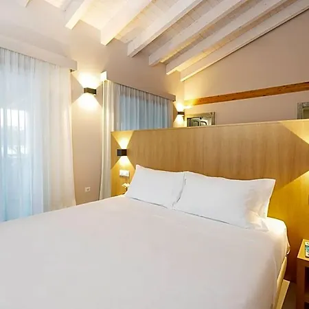 Hotel Ros'e Mari 4*