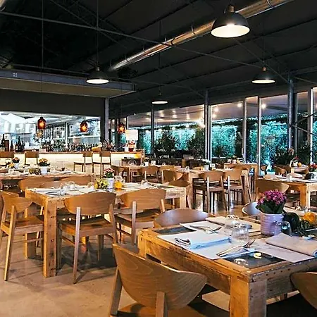 Ros'e Mari 4* Oristano