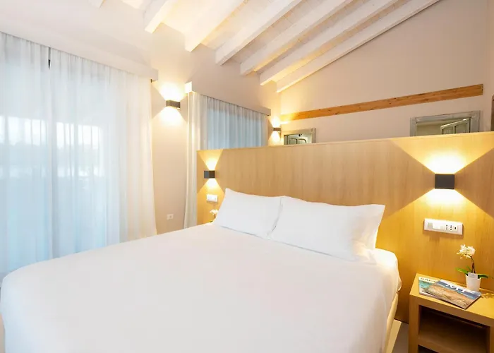Ros'e Mari 4* Oristano
