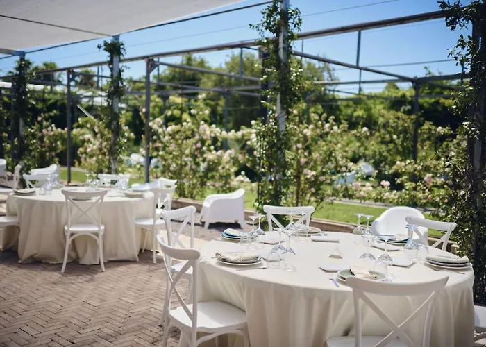 Ros'e Mari Hotel 4*