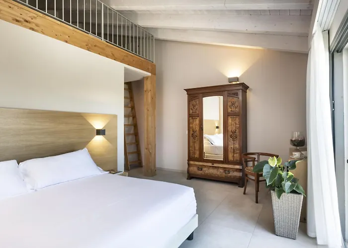 Ros'e Mari 4* Oristano